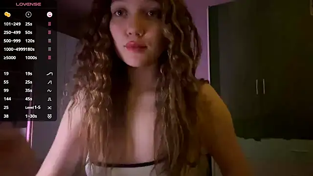 EmiIyKitty online show from January 11, 2026, 4:45 pm