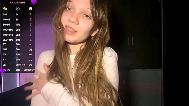 EmiIyKitty online show from February 14, 2026, 3:31 pm