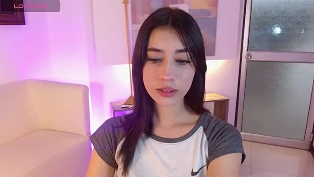 koyuki san online show from December 17, 2025, 12:11 pm