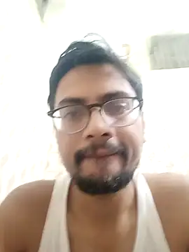 Snapshot of rajkinky2025 chatting on October 6, 2025, 5:43 pm rajkinky2025 online show from October 6, 2025, 5:43 pm
