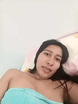 Amelia Rivas online show from October 11, 2025, 3:32 pm