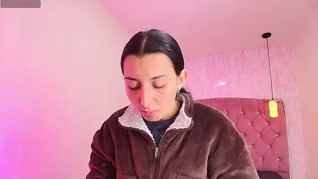 Snapshot of Iris__77 chatting on October 20, 2025, 6:41 pm Iris 77 online show from October 20, 2025, 6:41 pm