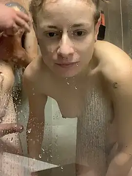 GoldenPussy1329 online show from November 23, 2025, 10:04 am