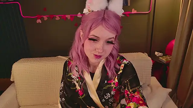 Snapshot of luna_son chatting on February 18, 2026, 9:55 pm luna son online show from February 18, 2026, 9:55 pm