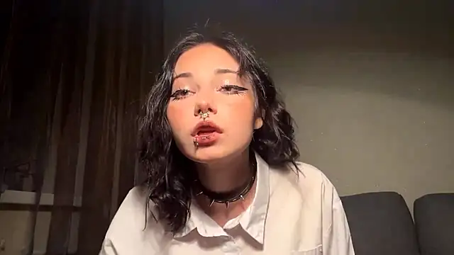 Beeping Creature online show from September 29, 2025, 3:28 pm