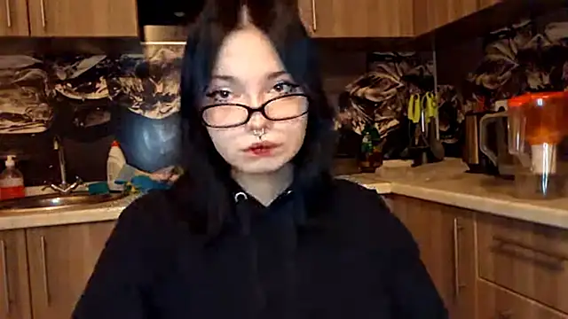 Beeping Creature online show from February 20, 2026, 10:10 pm