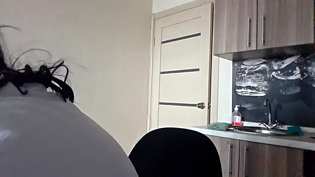 Beeping Creature online show from April 9, 2026, 7:03 am