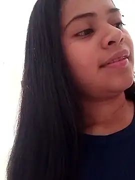 Snapshot of Antonela_19 chatting on October 1, 2025, 1:50 pm Antonela 19 online show from October 1, 2025, 1:50 pm