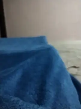 Fantazzmaa online show from April 16, 2026, 5:41 am