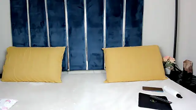 Snapshot of INDIANROMANCE chatting on October 10, 2025, 7:46 pm INDIANROMANCE online show from October 10, 2025, 7:46 pm