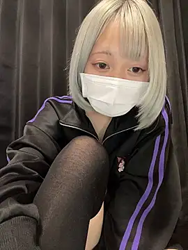 Nyamo-chan online show from October 9, 2025, 4:16 pm