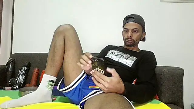 XxvanxX online show from November 9, 2025, 4:05 pm