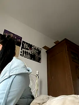 Snapshot of SweetieLina chatting on October 8, 2025, 8:12 am SweetieLina online show from October 8, 2025, 8:12 am