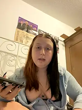 Snapshot of SweetieLina chatting on October 12, 2025, 5:12 pm SweetieLina online show from October 12, 2025, 5:12 pm