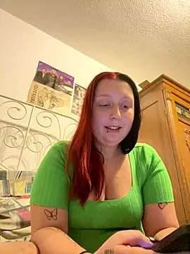 Snapshot of SweetieLina chatting on October 16, 2025, 5:14 pm SweetieLina online show from October 16, 2025, 5:14 pm