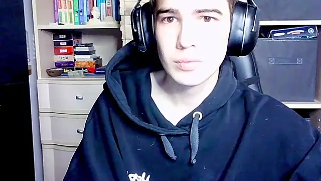 Snapshot of _Chris_Next_Door_ chatting on October 4, 2025, 2:59 pm  Chris Next Door  online show from October 4, 2025, 2:59 pm