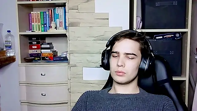 Snapshot of _Chris_Next_Door_ chatting on October 13, 2025, 5:24 pm  Chris Next Door  online show from October 13, 2025, 5:24 pm