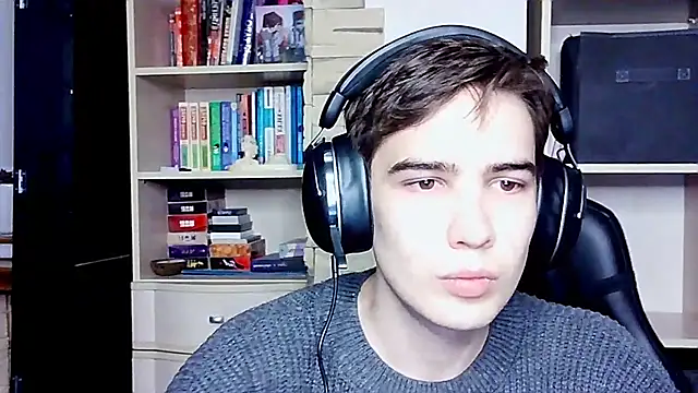 Snapshot of _Chris_Next_Door_ chatting on October 16, 2025, 3:02 pm  Chris Next Door  online show from October 16, 2025, 3:02 pm