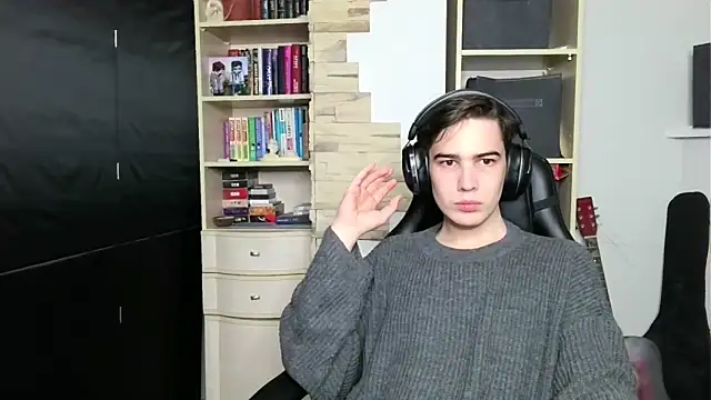 Snapshot of _Chris_Next_Door_ chatting on October 30, 2025, 4:52 pm  Chris Next Door  online show from October 30, 2025, 4:52 pm