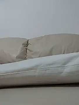 thonyx93 online show from November 21, 2025, 1:32 pm