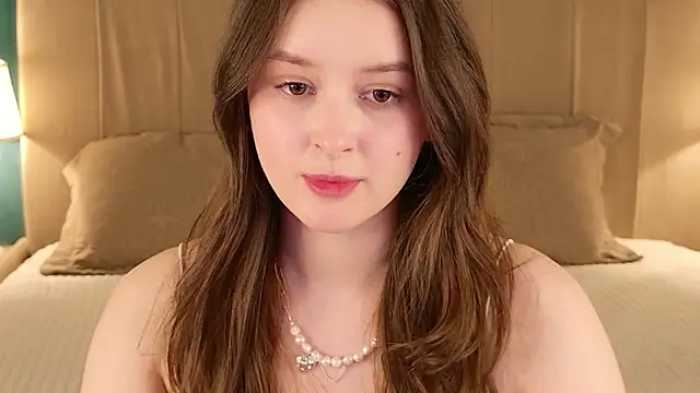 Snapshot of EvaSwen chatting on April 30, 2026, 6:14 pm EvaSwen online show from April 30, 2026, 6:14 pm