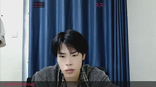 stripcha-798 online show from October 1, 2025, 9:04 am