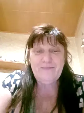 Apeesynka55211 online show from November 17, 2025, 10:37 pm