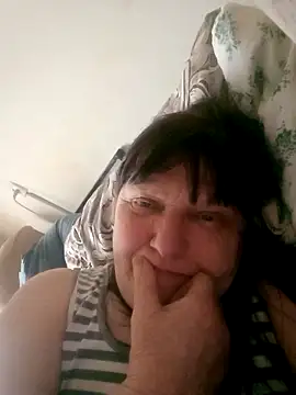 Snapshot of Apeesynka55211 chatting on April 19, 2026, 2:38 pm Apeesynka55211 online show from April 19, 2026, 2:38 pm