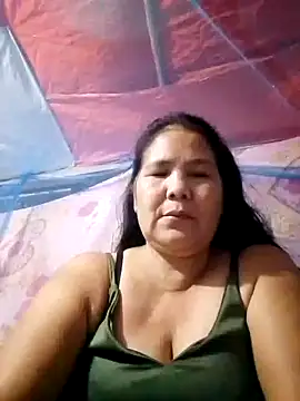 milagrose rose online show from October 15, 2025, 7:25 pm