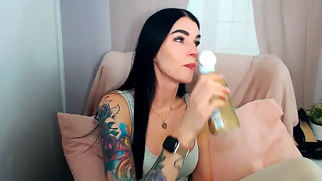 Snapshot of SofiiaBeauty chatting on January 9, 2026, 6:42 pm SofiiaBeauty online show from January 9, 2026, 6:42 pm