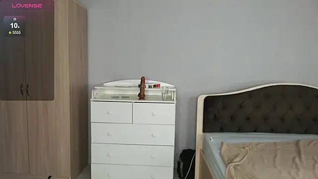 KaiChicken online show from March 17, 2026, 12:30 pm