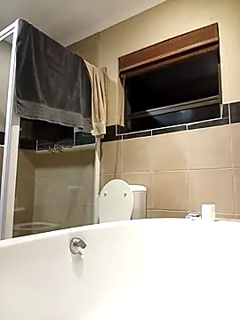 Snapshot of Rudiesny chatting on February 5, 2026, 7:29 pm Rudiesny online show from February 5, 2026, 7:29 pm