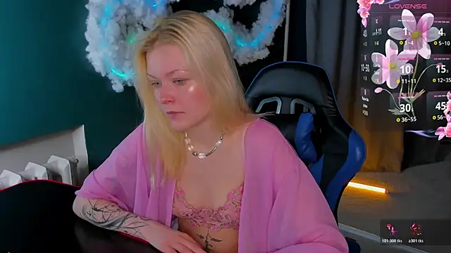 Callista a online show from March 17, 2026, 2:49 am