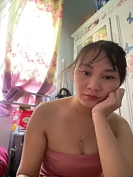 Ami-mi00 online show from October 16, 2025, 5:41 am