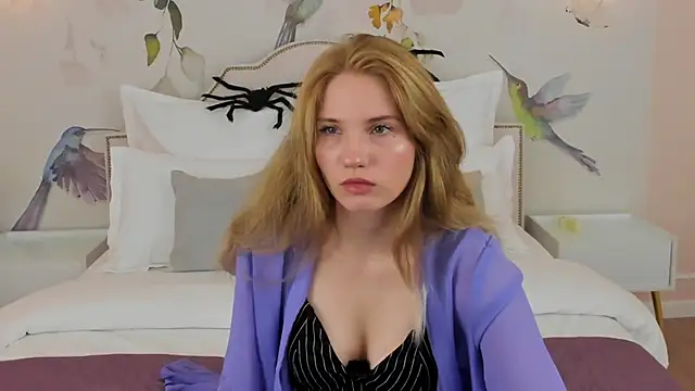 MelissaLiss online show from October 22, 2025, 3:12 pm