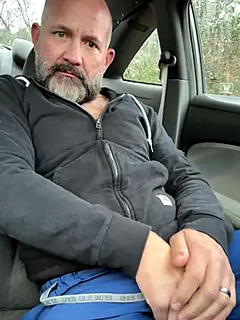 fuckadilf online show from December 5, 2025, 9:00 pm