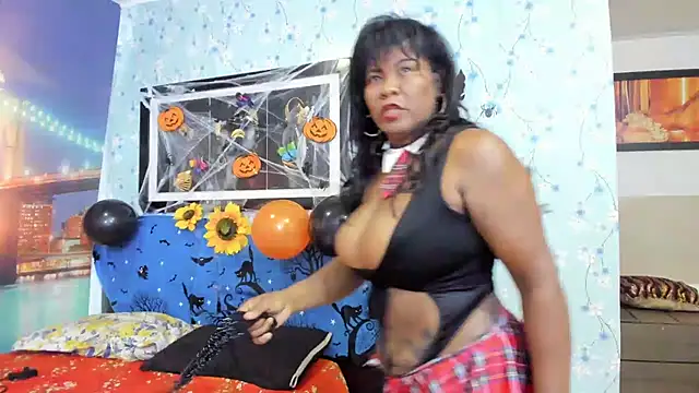 Snapshot of TashaMendoza1 chatting on October 31, 2025, 7:59 pm TashaMendoza1 online show from October 31, 2025, 7:59 pm