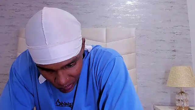 jax black online show from November 13, 2025, 7:02 pm