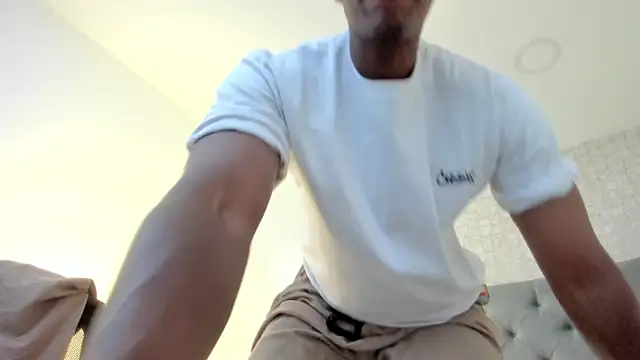 jax black online show from February 14, 2026, 4:26 pm