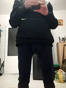 Snapshot of honzinka83 chatting on December 14, 2025, 5:40 pm honzinka83 online show from December 14, 2025, 5:40 pm