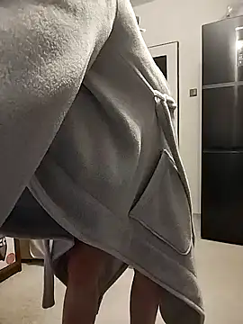 Snapshot of honzinka83 chatting on February 12, 2026, 6:36 pm honzinka83 online show from February 12, 2026, 6:36 pm