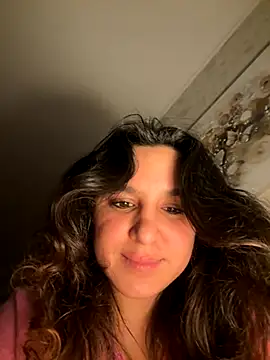 Luisaa rosee online show from November 24, 2025, 12:32 am