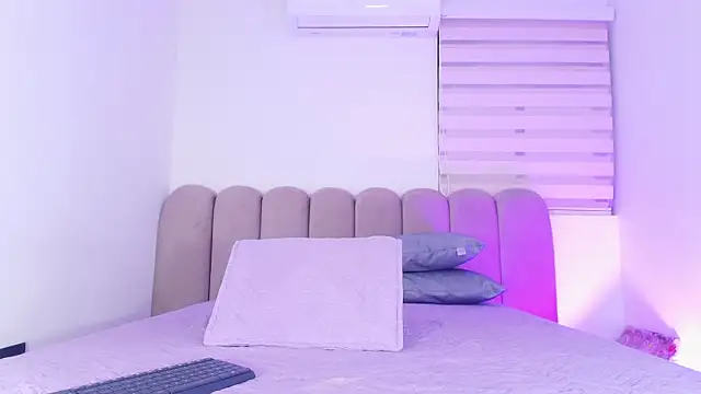 Snapshot of ashly_mr chatting on February 14, 2026, 12:02 pm ashly mr online show from February 14, 2026, 12:02 pm