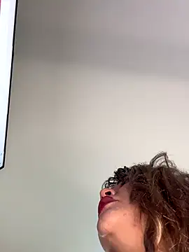 Zoe riivas online show from November 5, 2025, 11:21 am