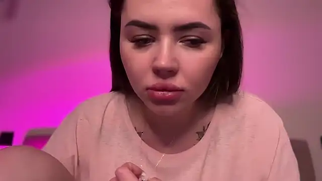 Snapshot of AlmaryKim chatting on November 28, 2025, 9:06 pm AlmaryKim online show from November 28, 2025, 9:06 pm