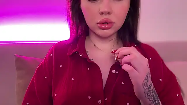 Snapshot of AlmaryKim chatting on February 5, 2026, 10:47 pm AlmaryKim online show from February 5, 2026, 10:47 pm