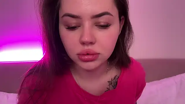 Snapshot of AlmaryKim chatting on February 8, 2026, 4:49 am AlmaryKim online show from February 8, 2026, 4:49 am