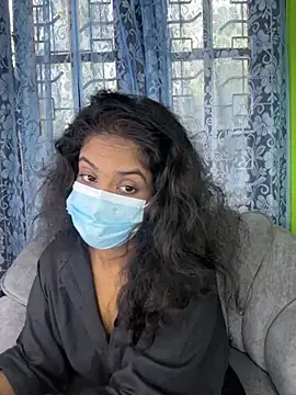 SukiyamaAsia online show from October 23, 2025, 4:45 am