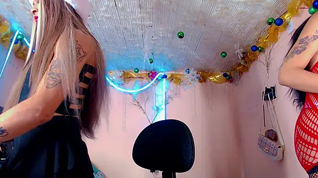 Fersexy Dolls online show from January 9, 2026, 11:28 pm