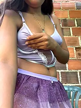 Sweed-virgin-pussy online show from October 31, 2025, 2:40 pm